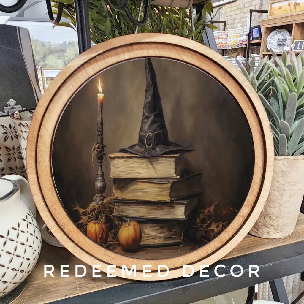 Round Art - Halloween Books